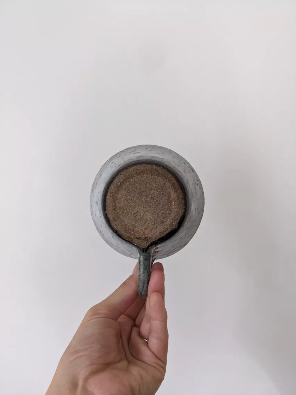 Paire de tasses en céramique