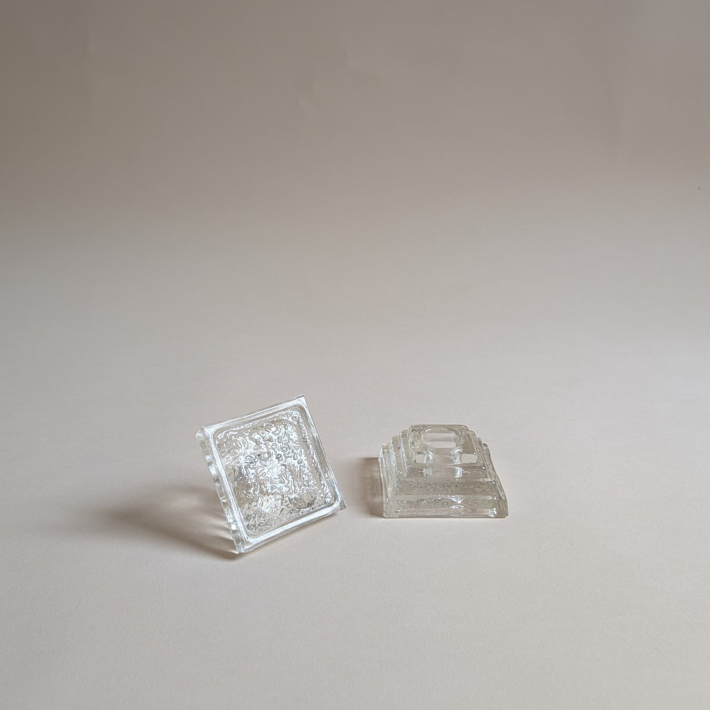 Bougeoirs en verre