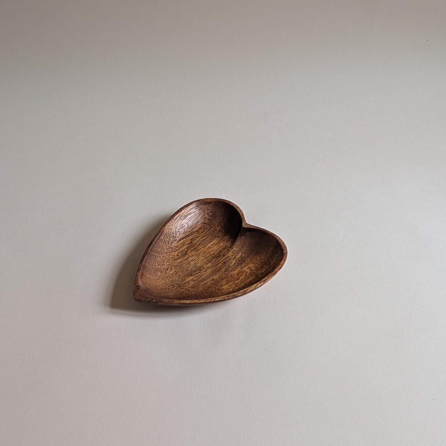 Vide poche en forme de coeur