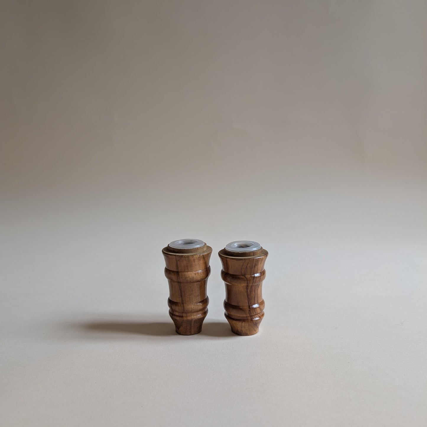 Salière et poivrier en bois