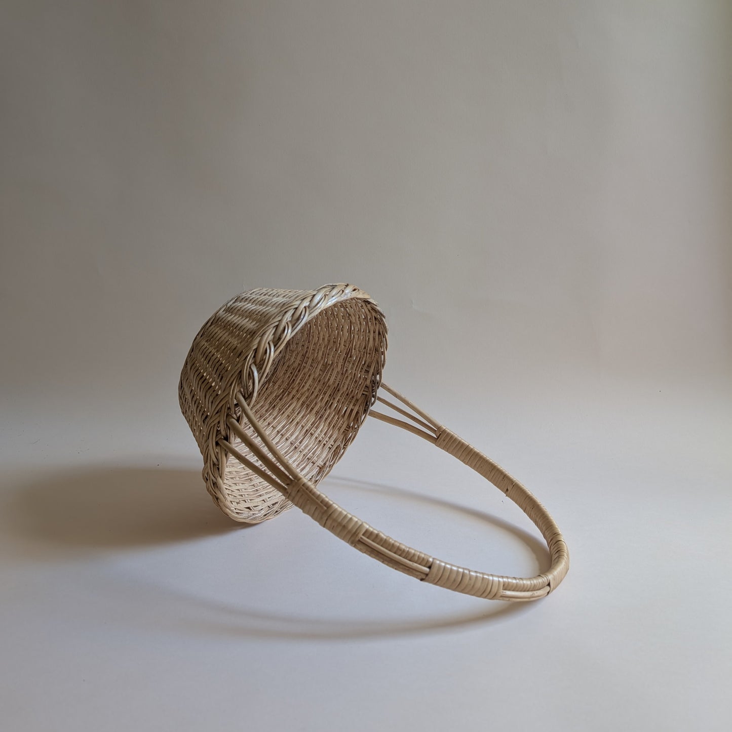 Panier rond en osier bois clair