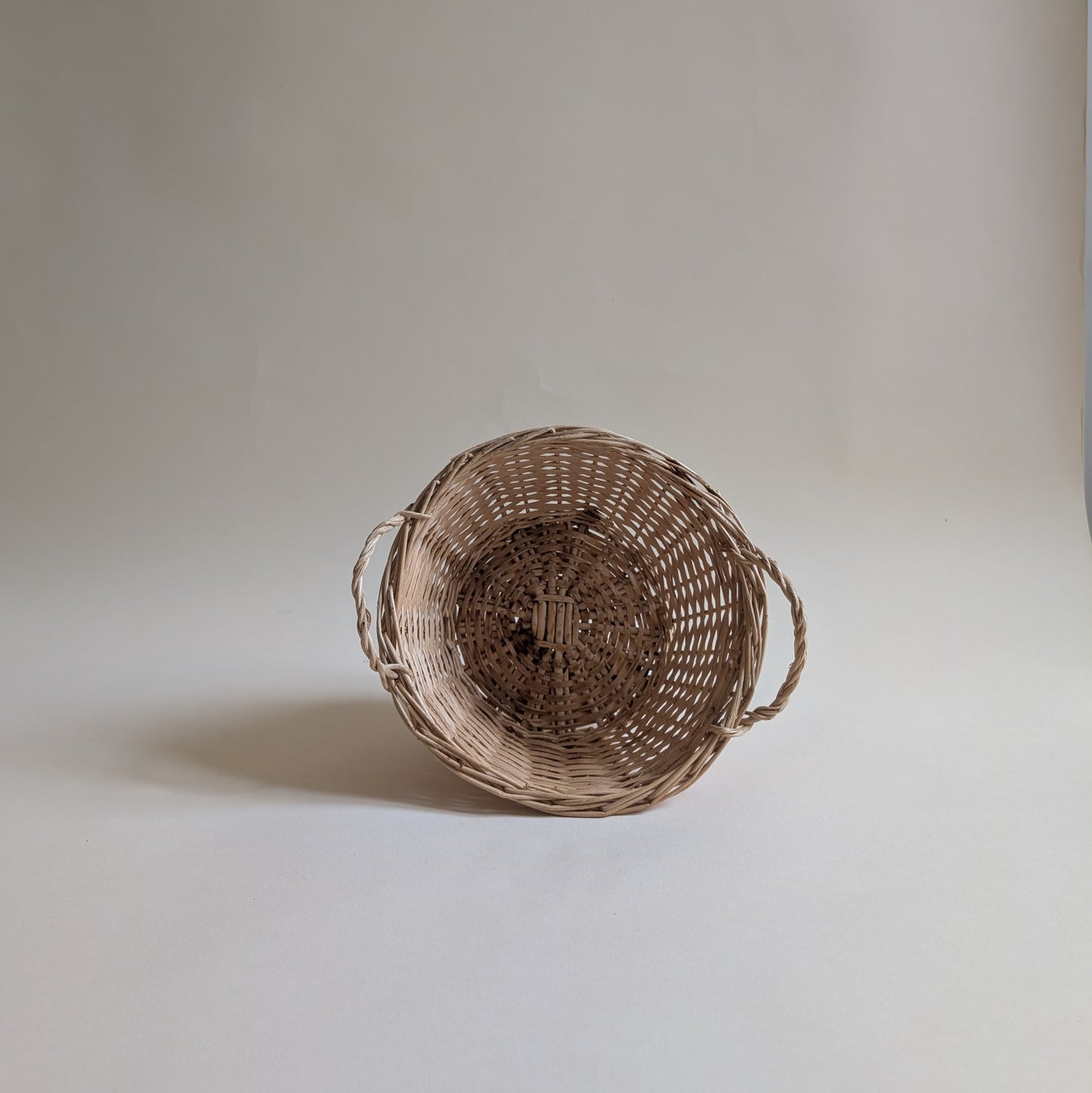 Panier rond en osier bois clair