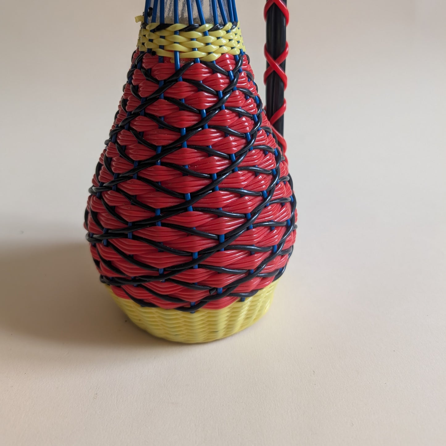 Bouteille scoubidou