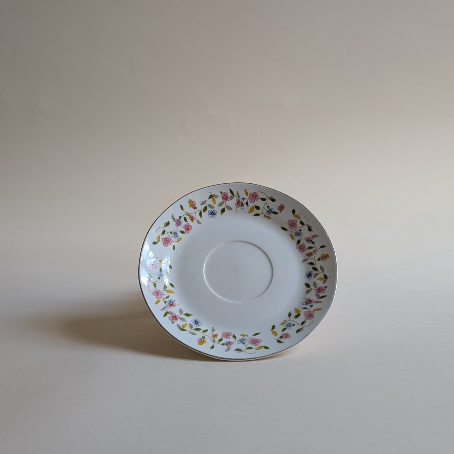 Ensemble de 6 tasses et soucoupes