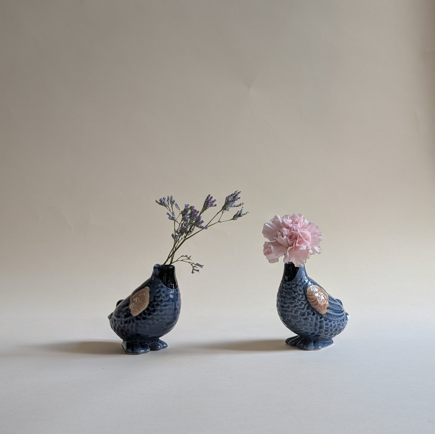 Paire de vases canards en barbotine