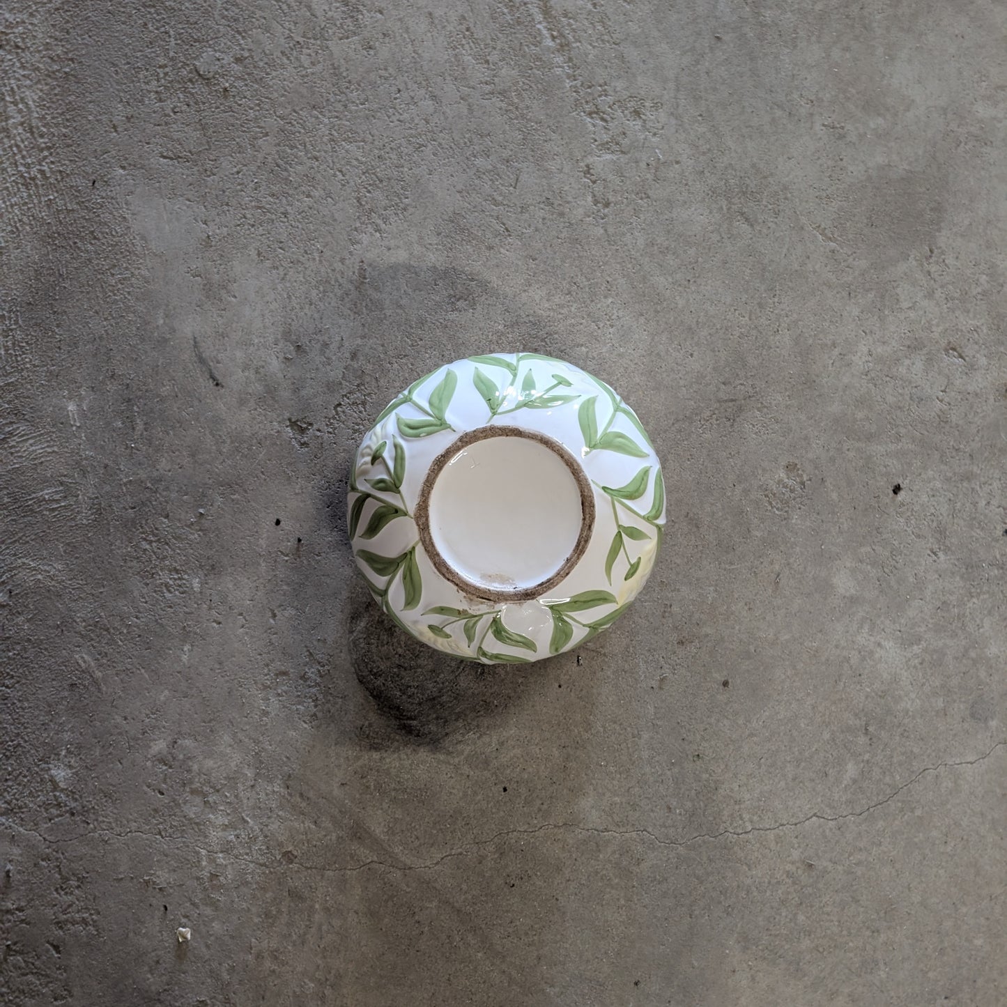Cache-pot en barbotine