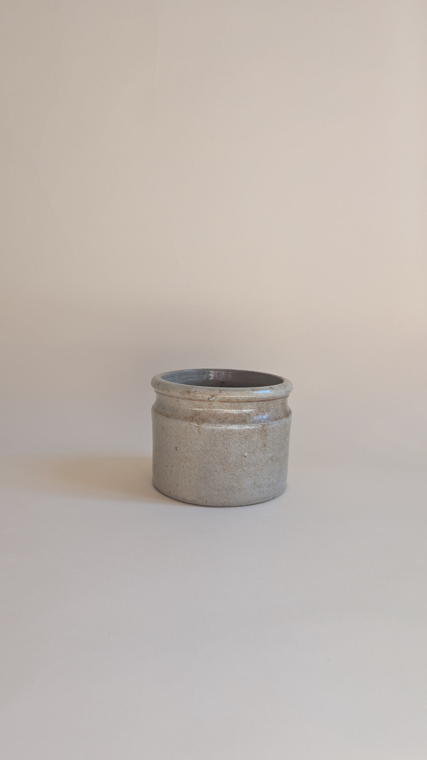 Pot en céramique beige