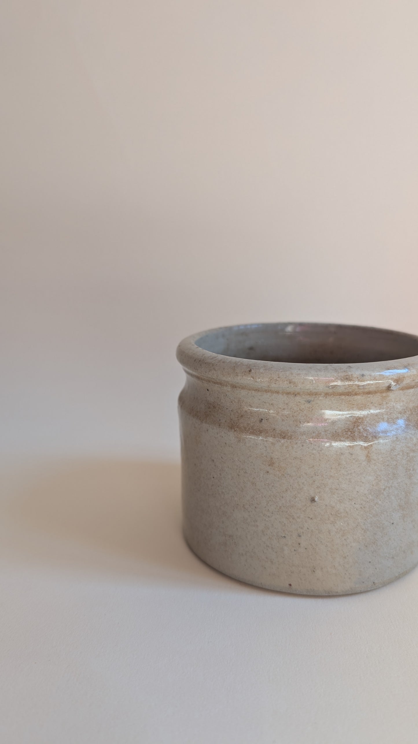Pot en céramique beige