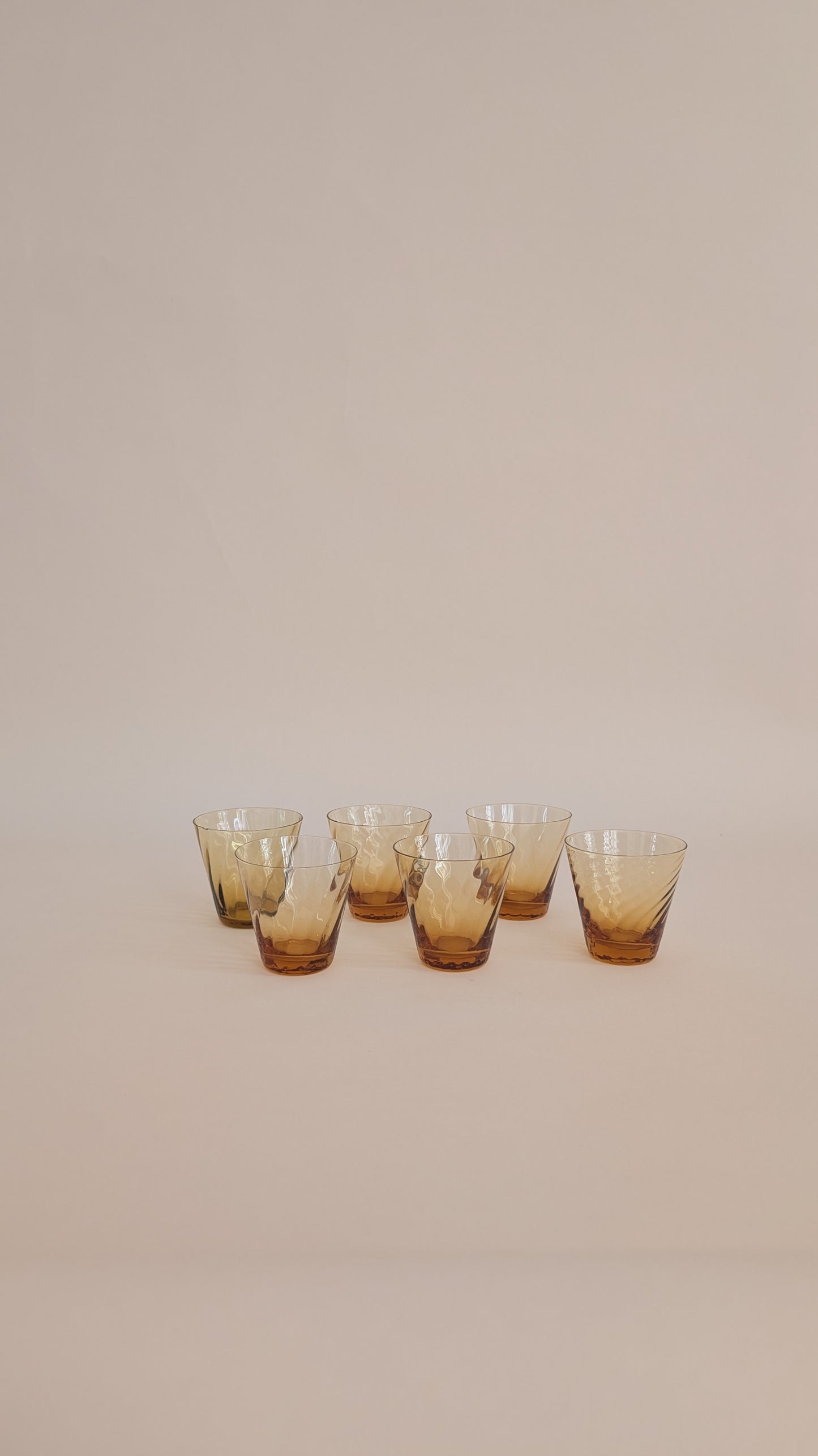 Ensemble de 6 verres ambrés