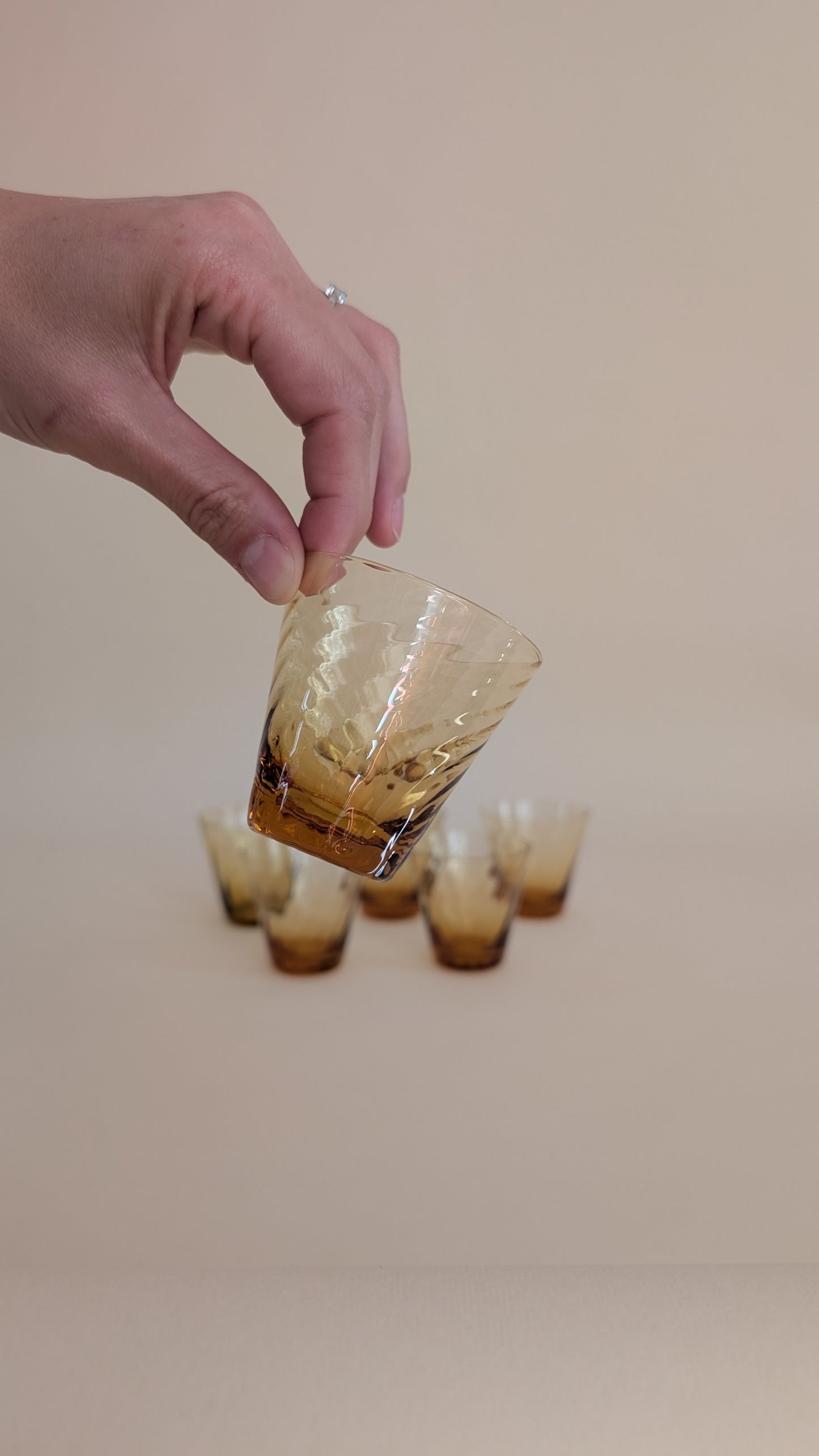 Ensemble de 6 verres ambrés