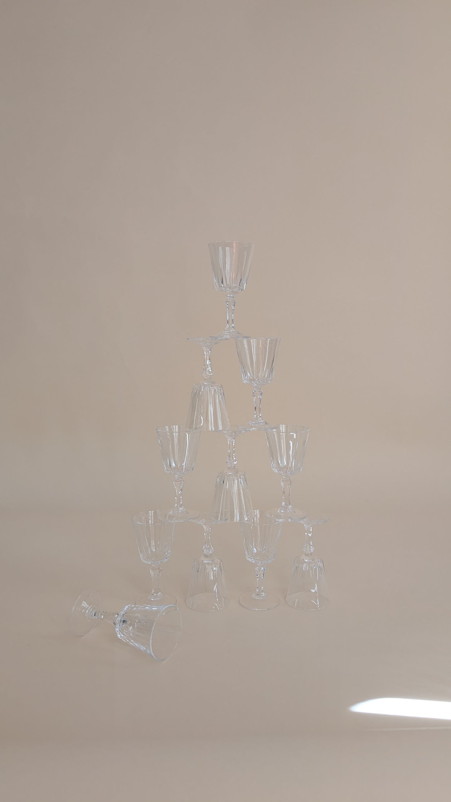 Ensemble de 11 verres en verre