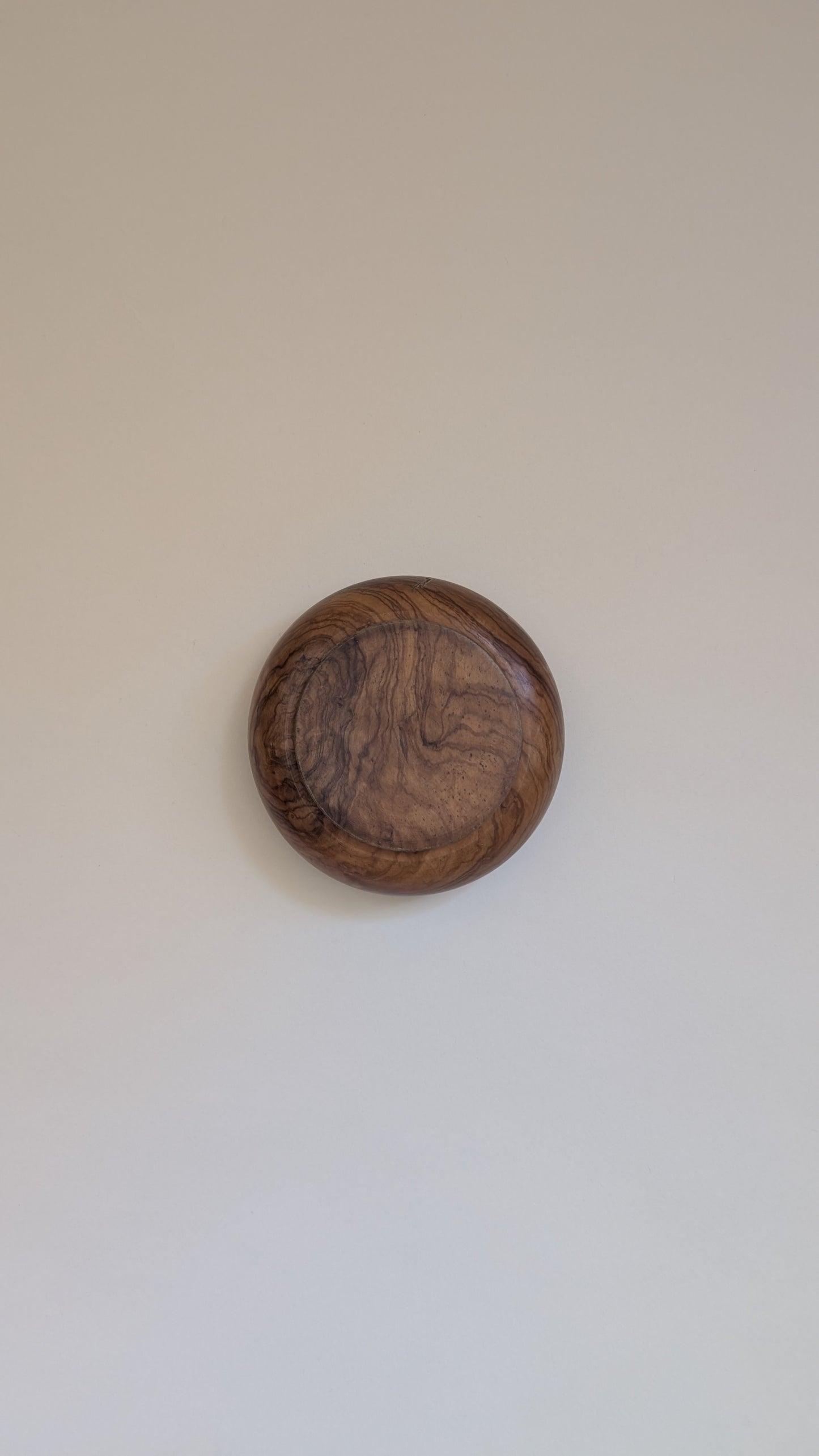 Coupelle en bois d'olivier