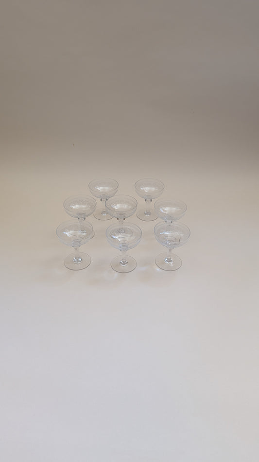 8 COUPES À CHAMPAGNE