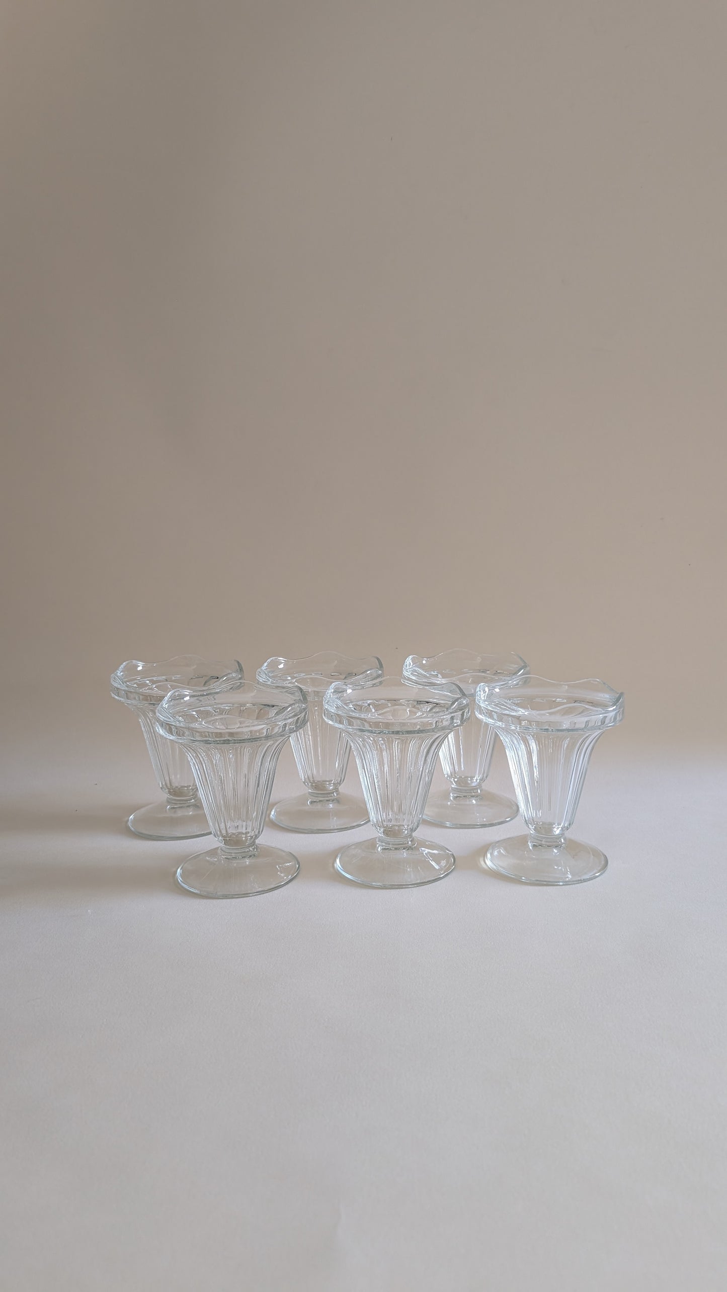 Ensemble de 6 coupes à glaces en verre
