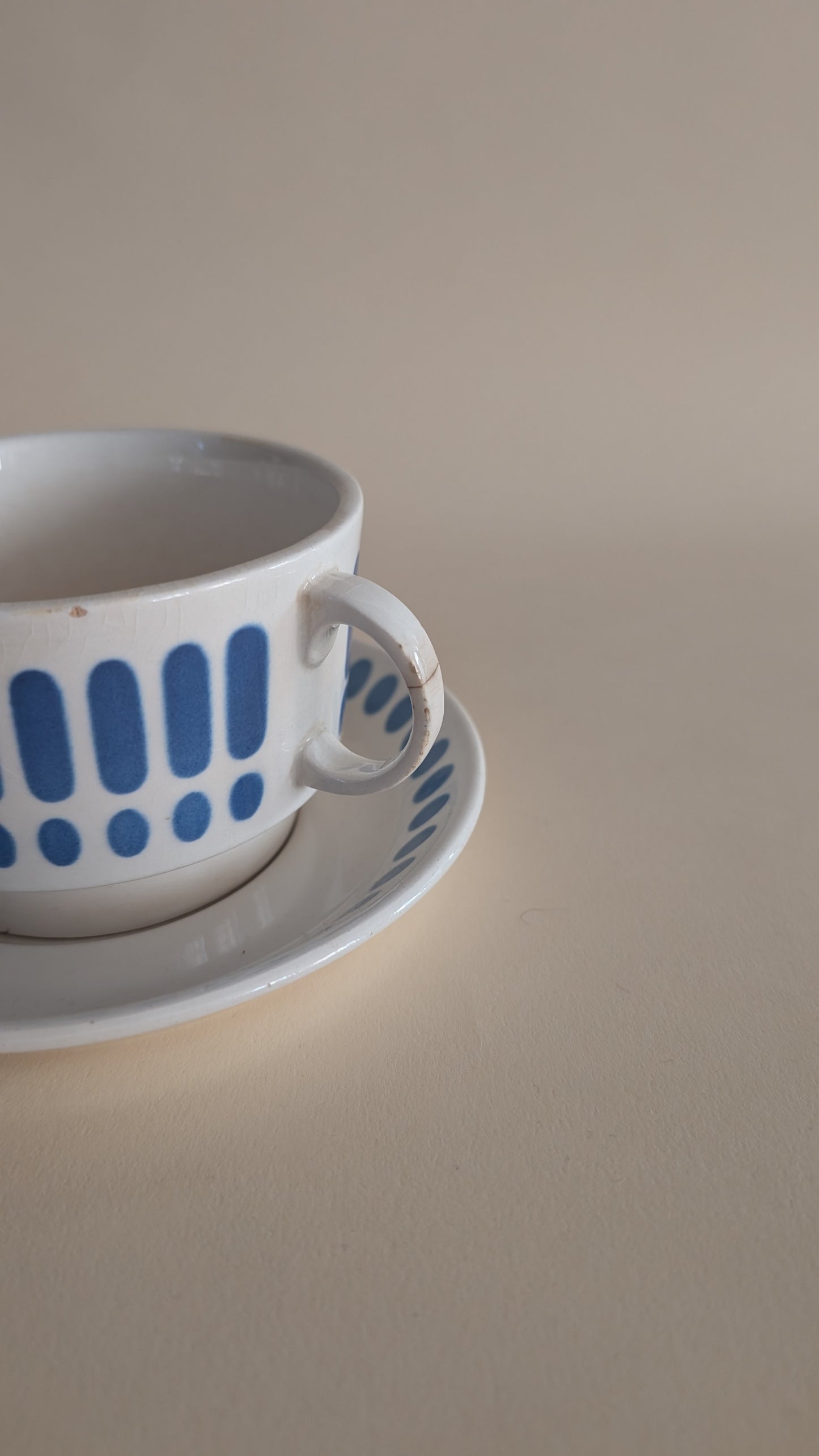 Duo de tasses Digoin Sarreguemines – modèle "Tartan"