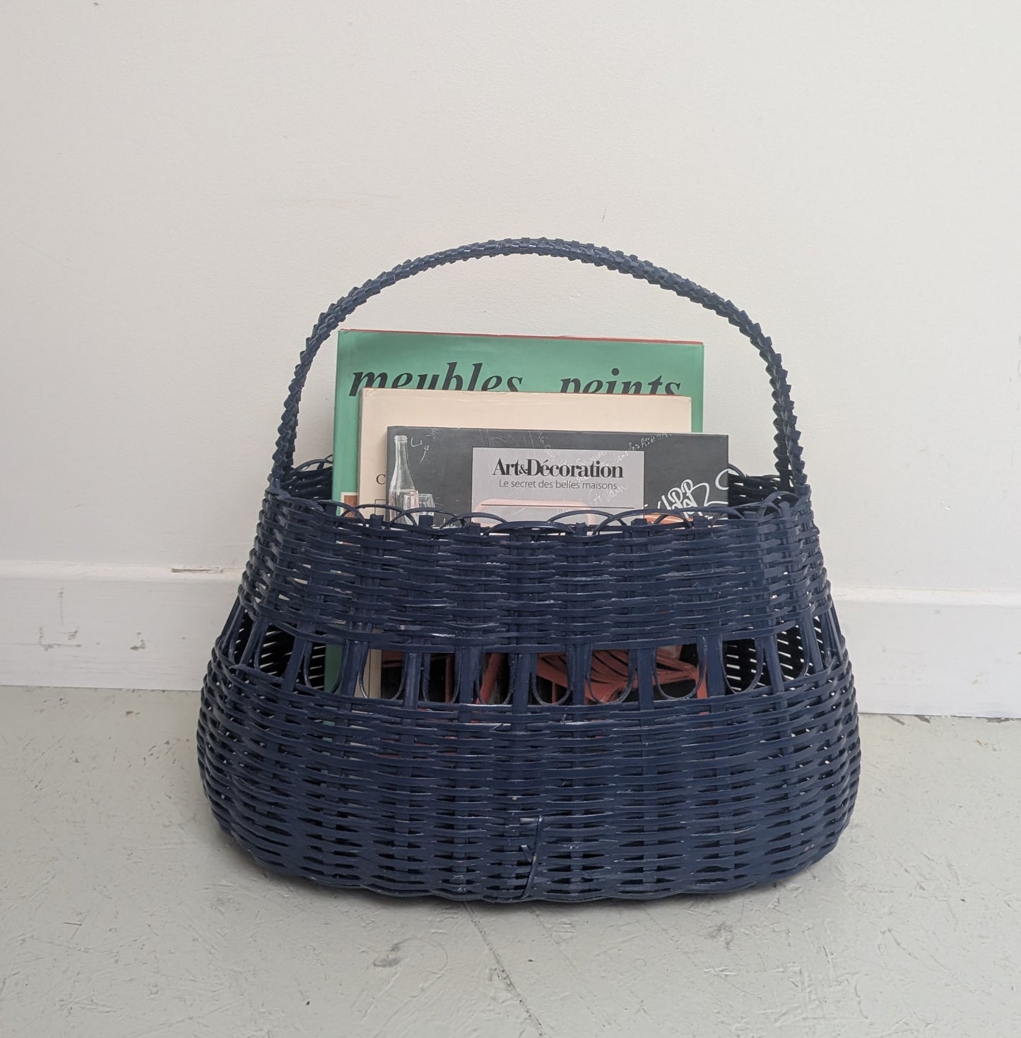 Panier en osier bleu