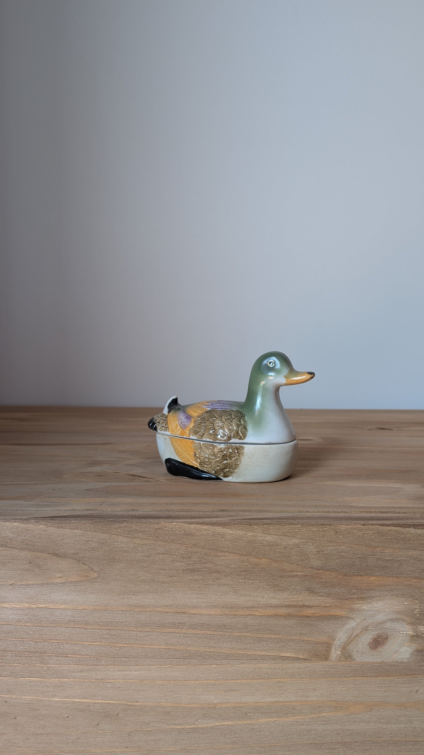 Petit canard en céramique