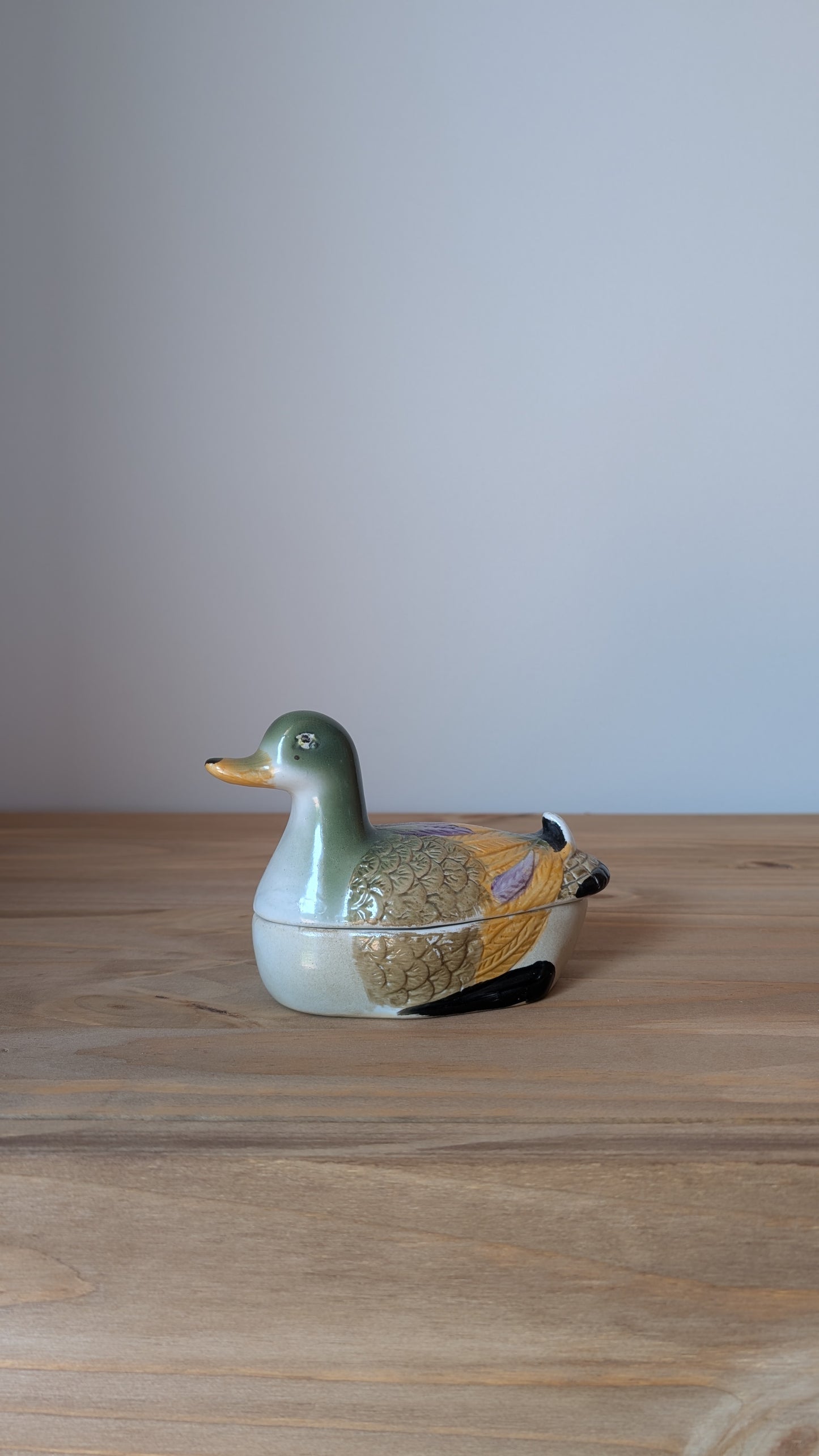 Petit canard en céramique