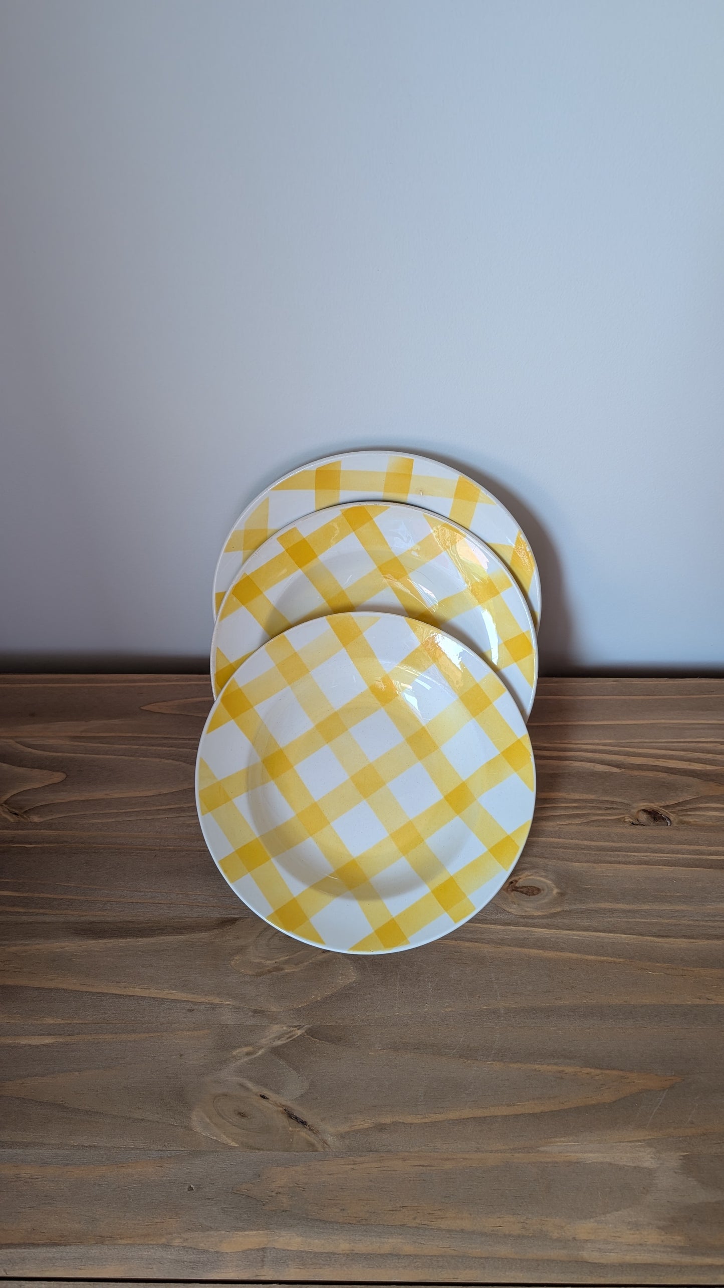Ensemble de 3 assiettes vintage motif vichy jaune