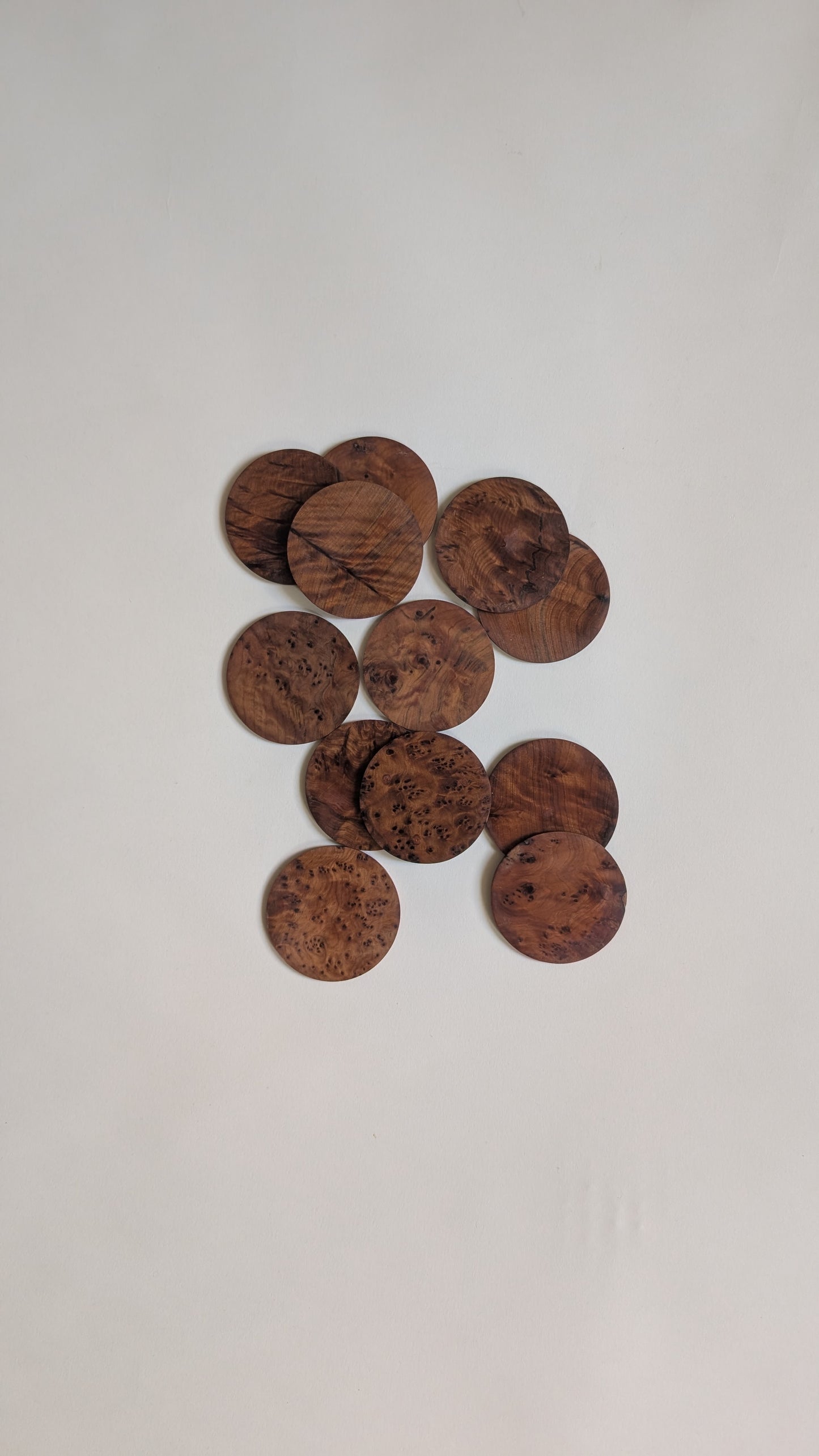 Porte-sous-verres en loupe d’orme