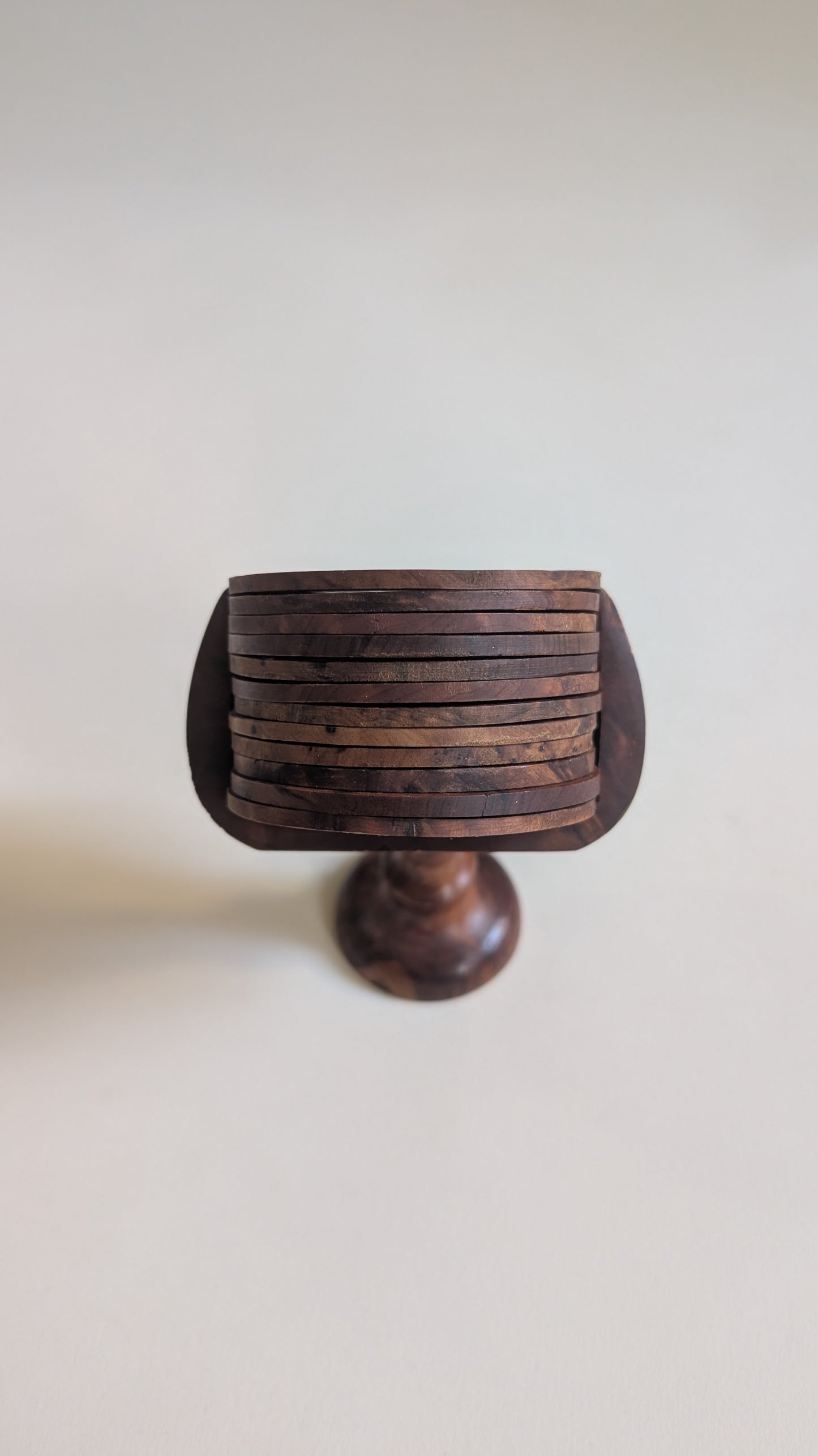 Porte-sous-verres en loupe d’orme