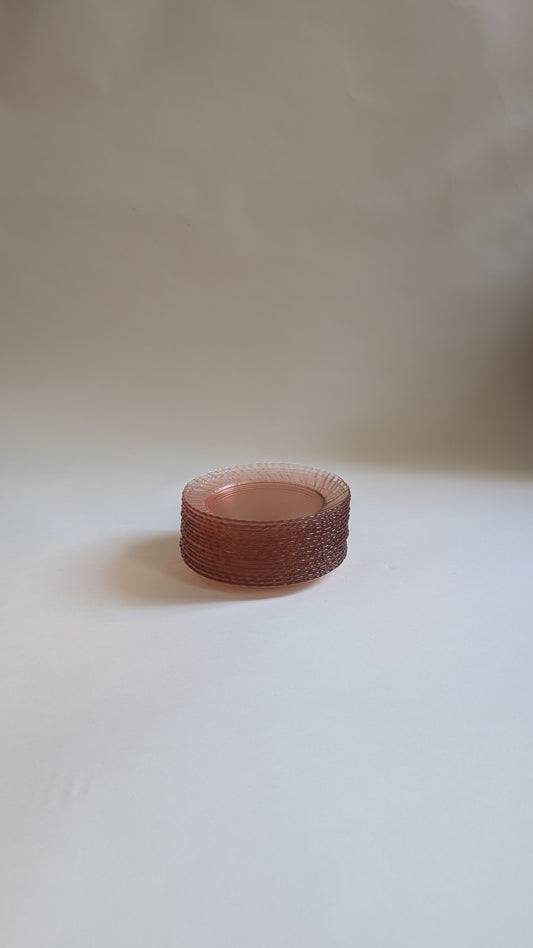 8 ASSIETTES À DESSERT