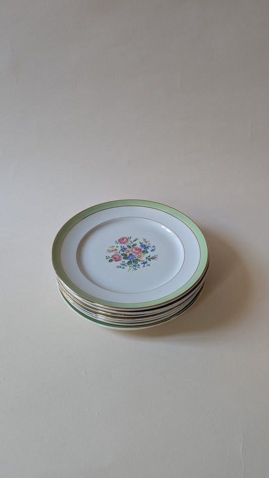 7 ASSIETTES PLATES