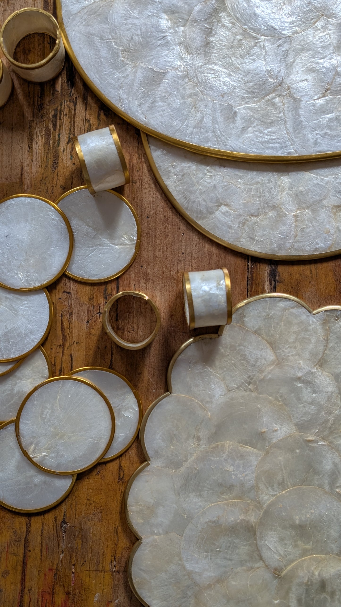 Lot de 12 sous-verres en nacre