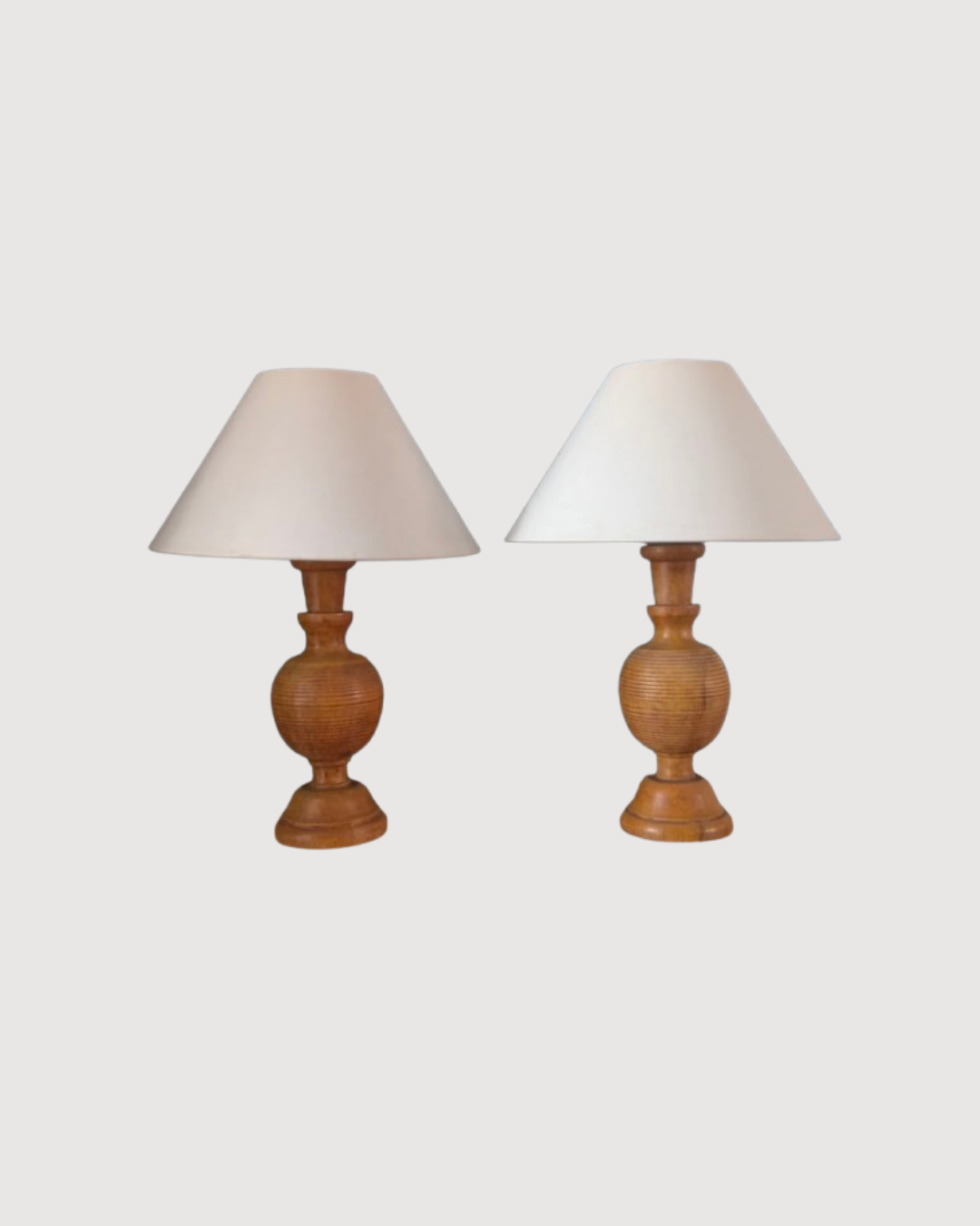 Paire de lampes vintage en bois tourné