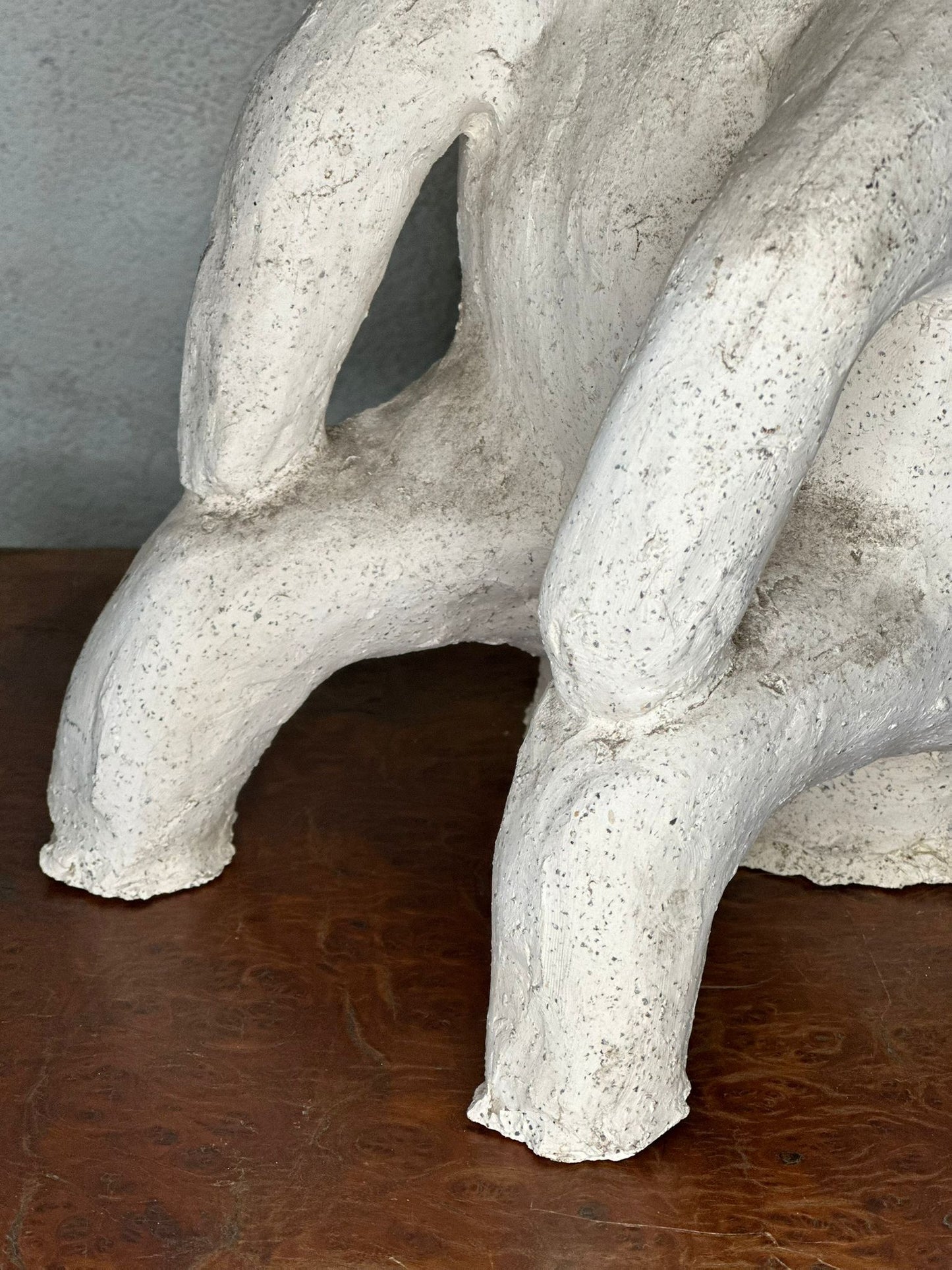 Sculpture en terre cuite anthropomorphe