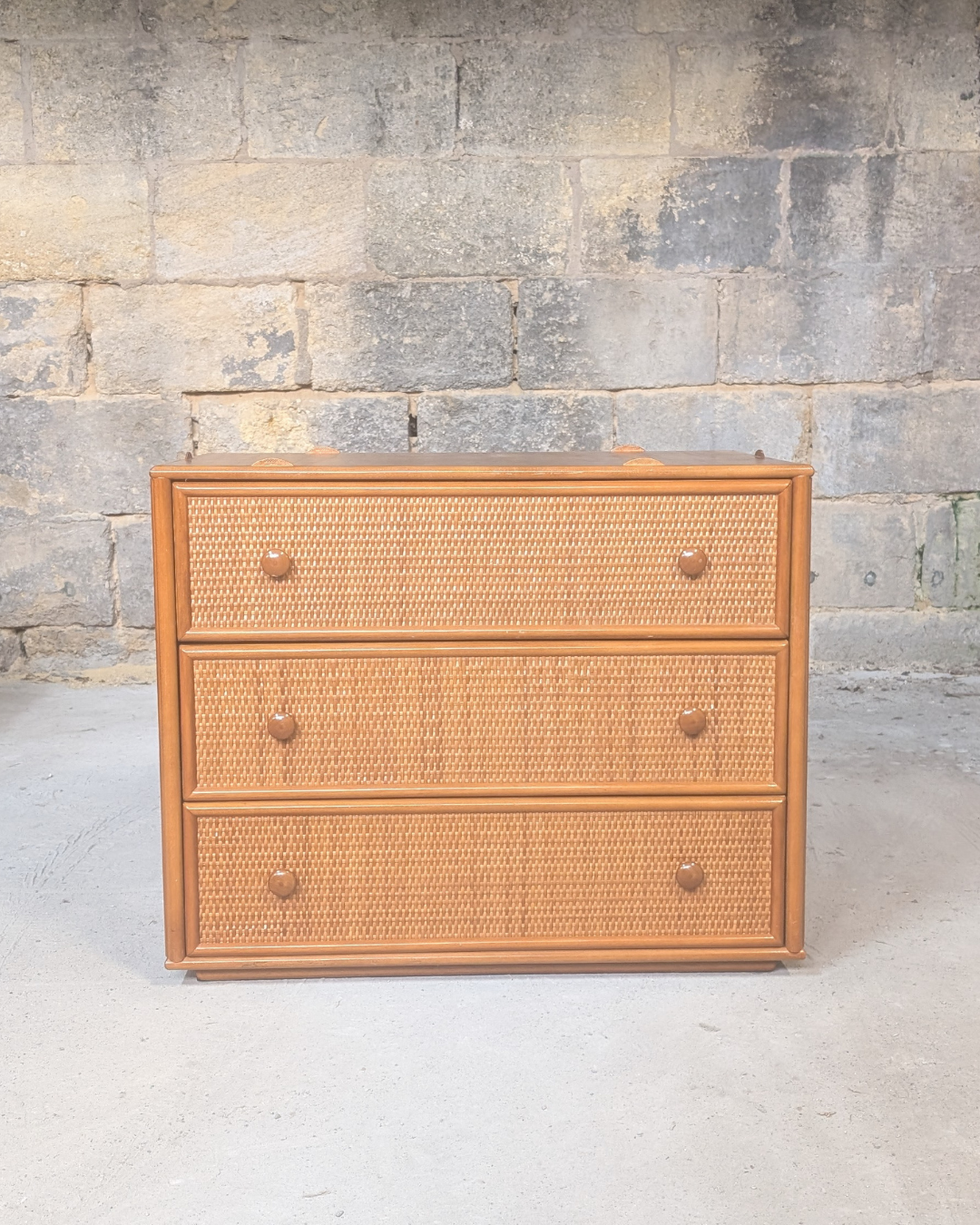 Commode vintage