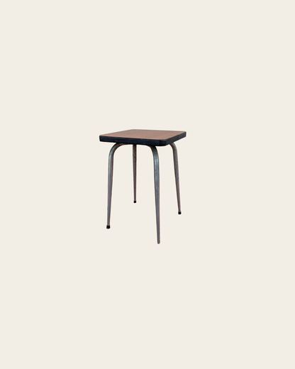 Tabouret en formica