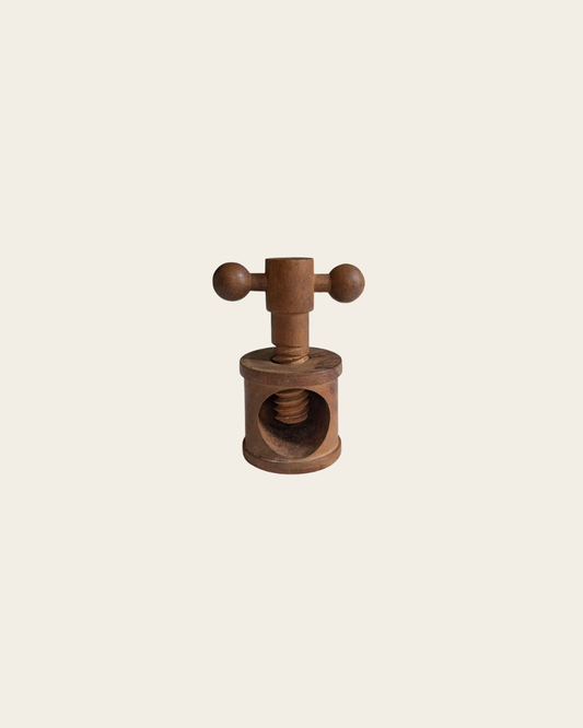 Casse-noix en bois