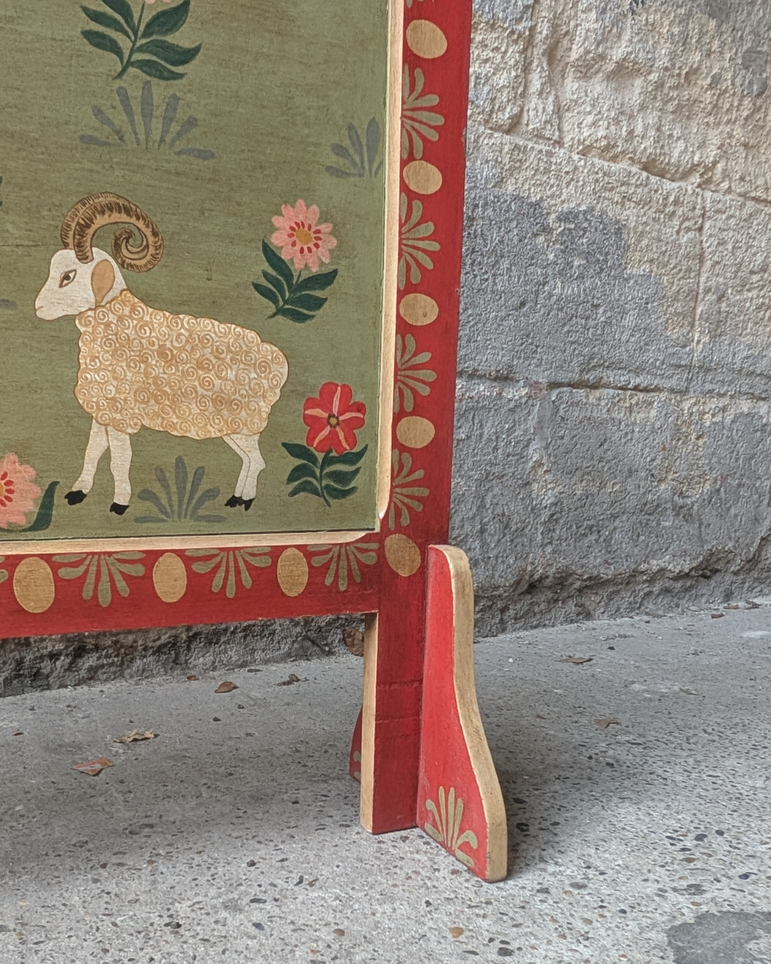 Tête de lit enfant peinte à la main