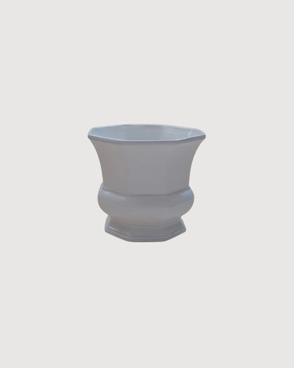 Cache-pot en céramique blanche