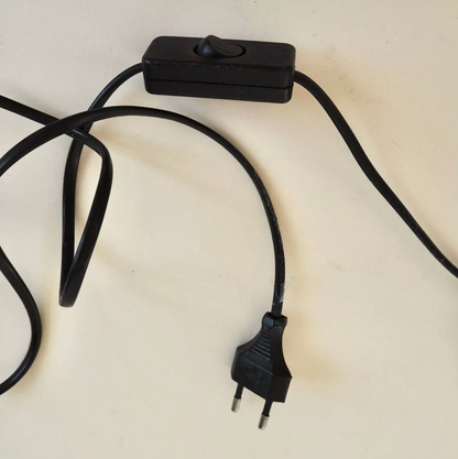 Lampe en bois tourné