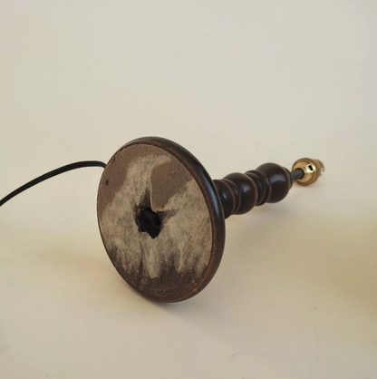 Lampe en bois tourné