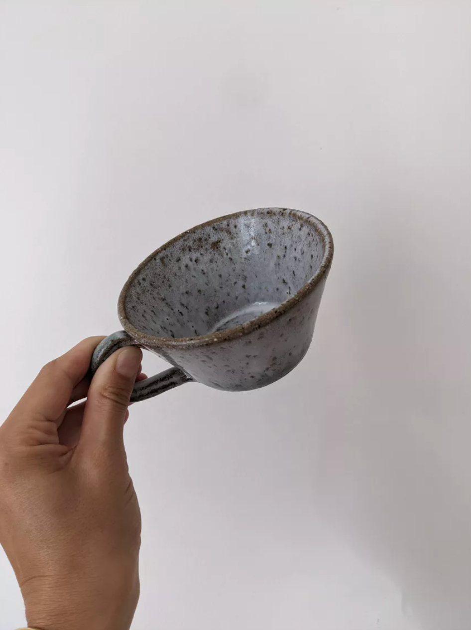 Paire de tasses en céramique