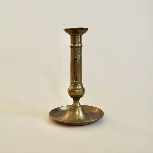 BOUGEOIR À PRESSOIR