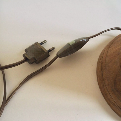 Pied de lampe en bois