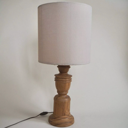Pied de lampe en bois