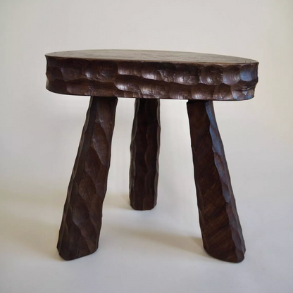 Paire de tabourets tripode en bois