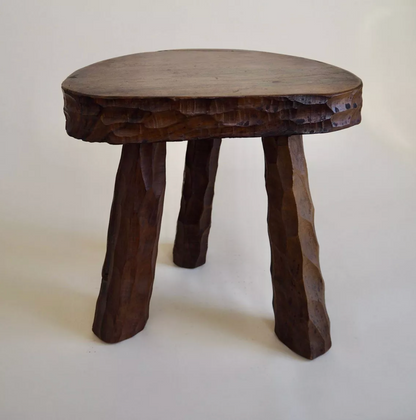 Paire de tabourets tripode en bois
