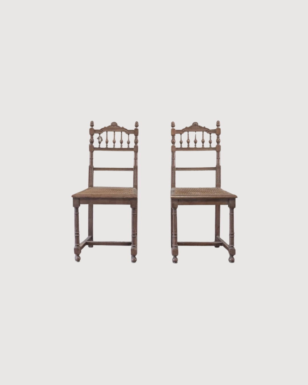 Chaises en bois de style Henri II