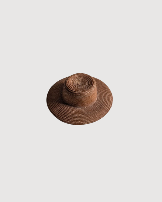 Chapeau tressé