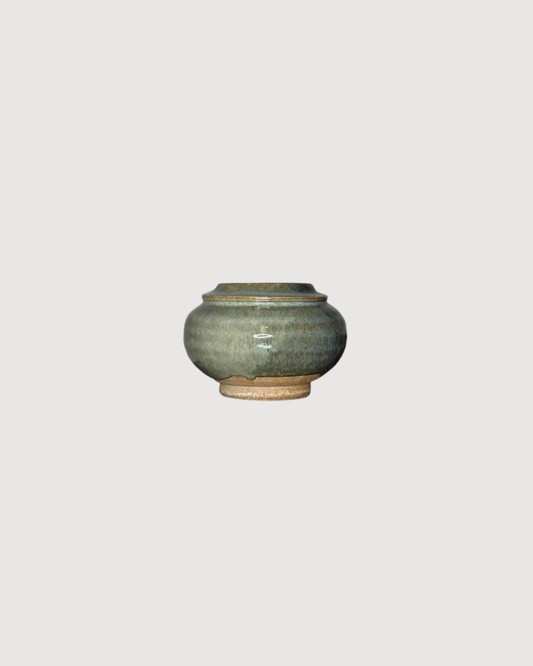 Pot en grès vernissé bleu