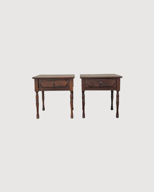 Paire de tables de chevet