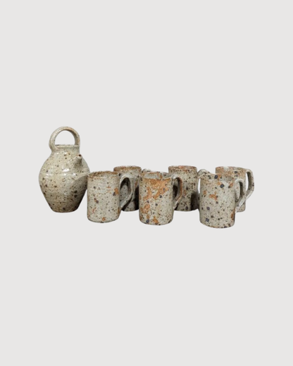 Lot de 6 tasses et un pichet en grès