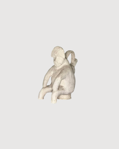 Sculpture en terre cuite anthropomorphe