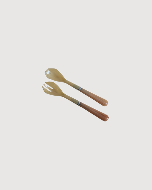 Couverts de service en plastique
